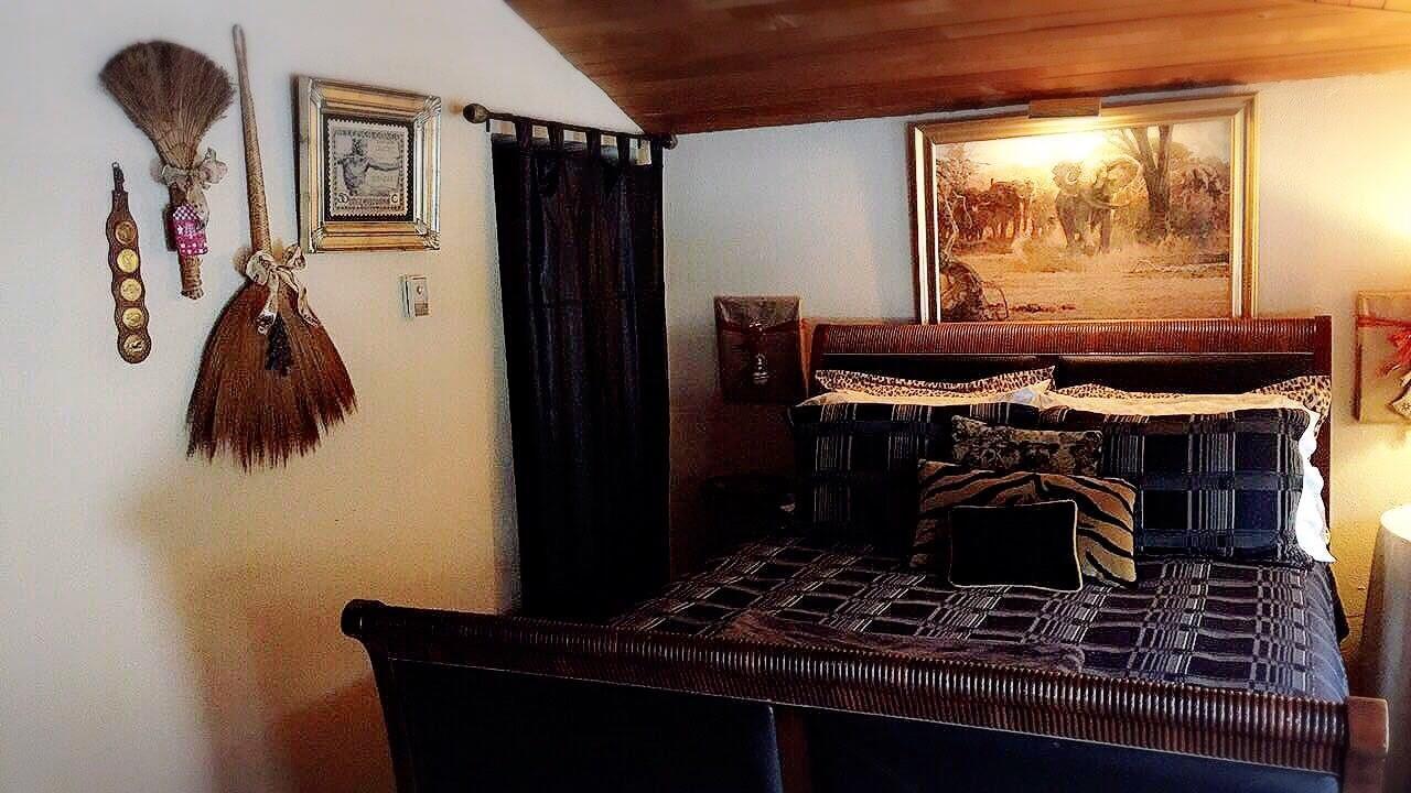 Queen Suite